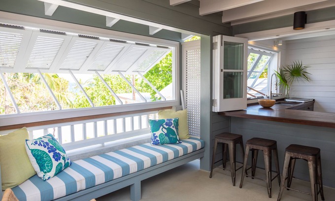 Dunmore Town Villa | New 1 bedroom villa steps from Pink Sands Beach