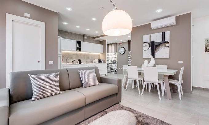 Quartiere XIII Aurelio Apartment | NEW ! +12 Persons/HOLIDAY INN VATICAN