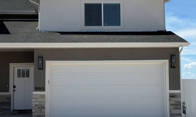 Richfield House | NEW 2025 3-bedroom 2.5 bath twin home in Richfield Utah with 2 car garage