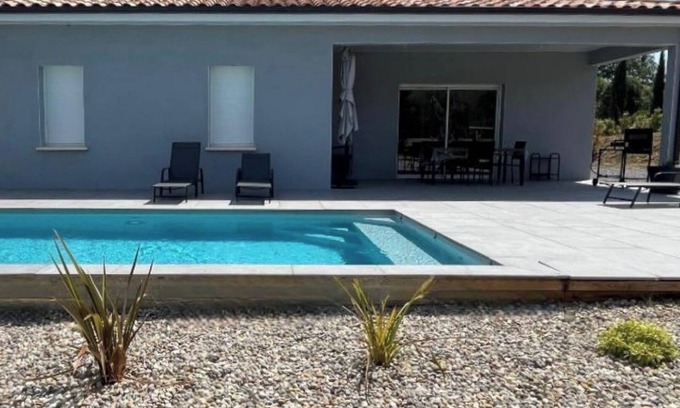 Berrias-et-Casteljau House | New 3-bedroom villa with pool