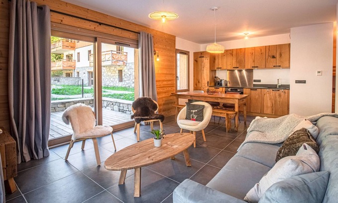 Champagny-en-Vanoise Apartment | New apartment with terrace and parking in Champagny-en-Vanoise