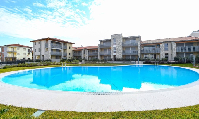 Montioni Apartment | New apartment in residence with swimming pool 10 minutes from Gardaland Lazise