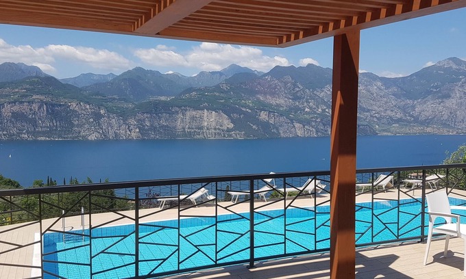 Malcesine Apartment | New apartment with superb view of the Garda Lake