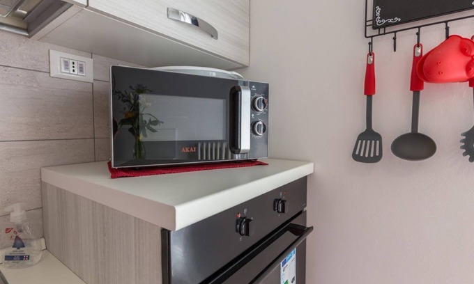 Gallaratese Apartment | NEW! Apartment X6 with WIFI, A/C, underground M1!