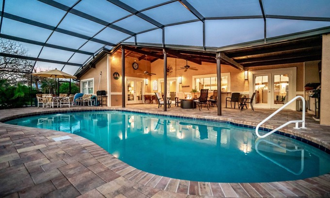 Bal Harbour House | NEW! Apollo Beach Canal front Home w/Private Pool, Dog Friendly