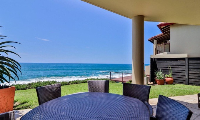 Tinley Manor Villa | NEW-Beachfront cosy house, Dolphincoast, Tinley Manor w. AC "4.92" at airbn
