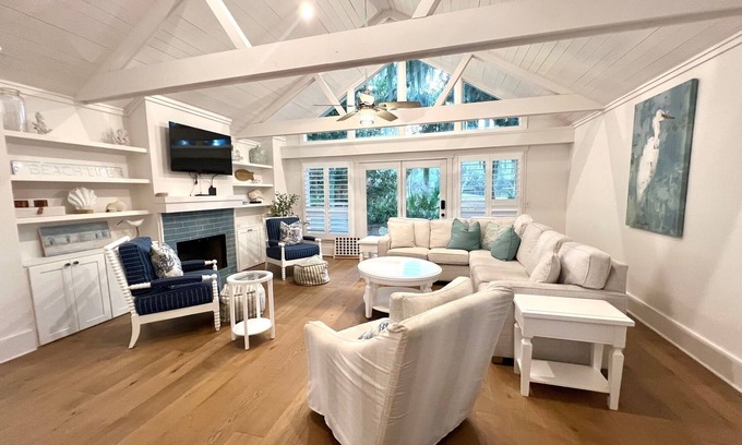 Seabrook Island House | New! Beachhouse with Gazebo 0.5 to beach