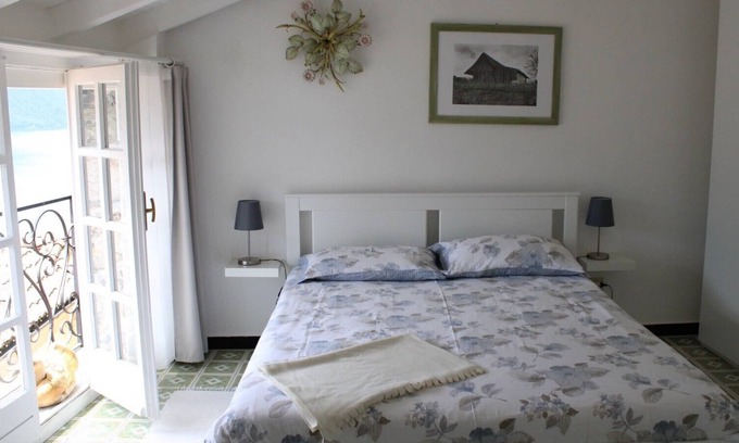 Albogasio House | NEW Beautiful view from a cozy and welcoming home await you at Casa Marlis!