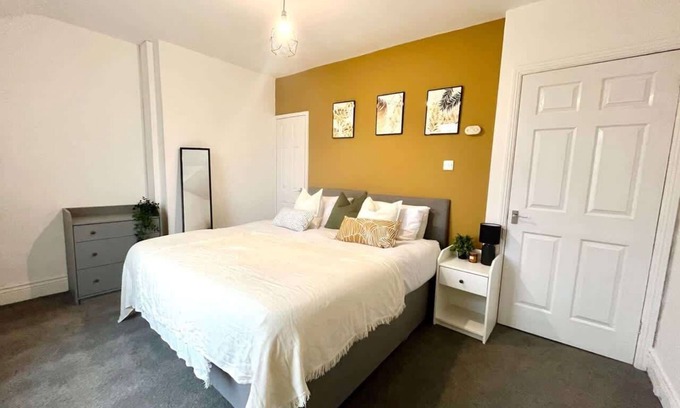 Durham House | New Bracepeth - 2 Bedroom House