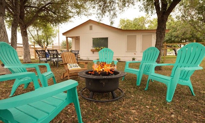 Edinburg House | New Casa Bonita (Hospitals Restaurants Shopping)