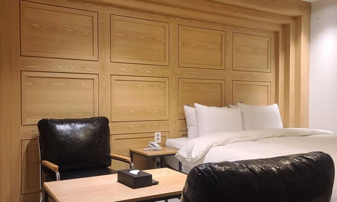 Bupyeong Hotel | New Castle