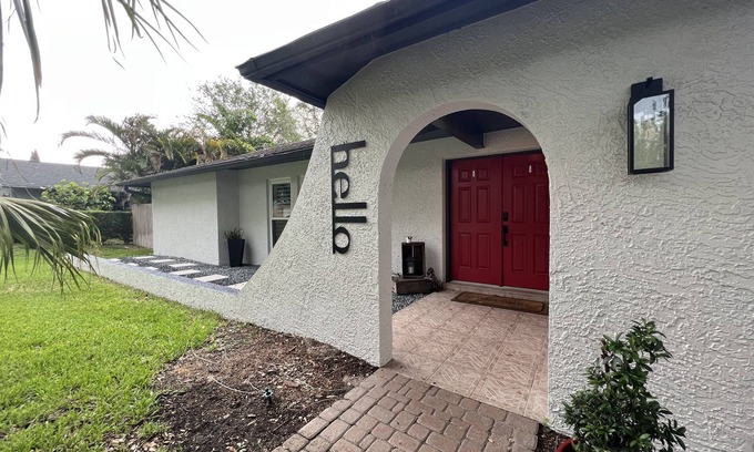 Westlake Village House | *New* Coastal Palm Harbor Private Home w/Pool near downtown, beaches & more