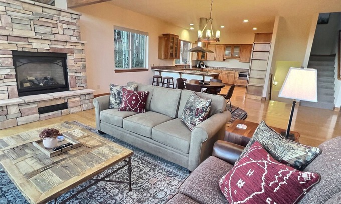Conifer Mountain and Meadows House | NEW! Conifer Lodge-Secluded with Spectacular Views