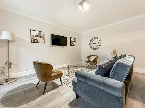 Battersea Apartment | New Cosy Luxury 3 Bedroom House in Battersea London