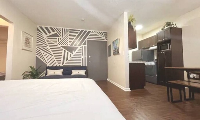 Little Haiti Apartment | New Cozy Studio near Design District & Wynwood