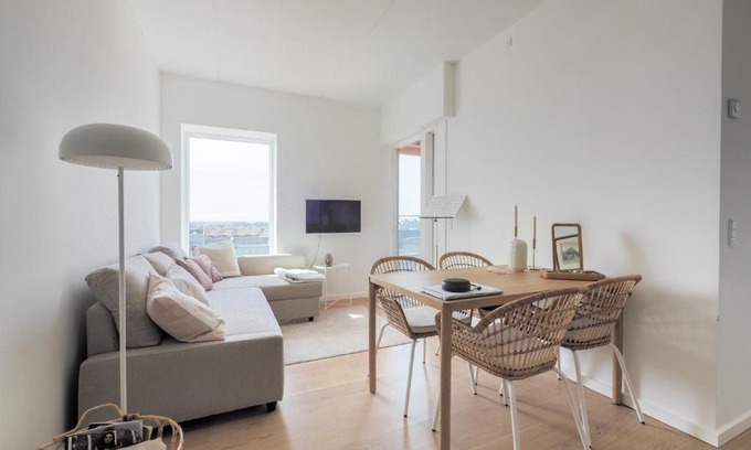 Vesterbro Apartment | New Danish Design flat - 10 minutes to city centre