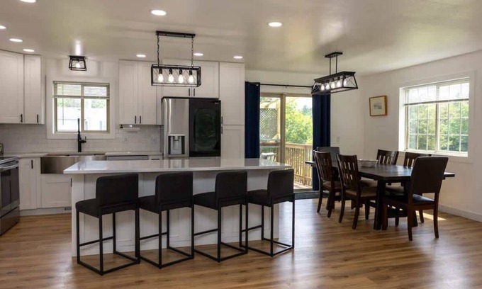 Wisconsin Dells House | New! Dells Woodland Retreat: Perfect for Family!