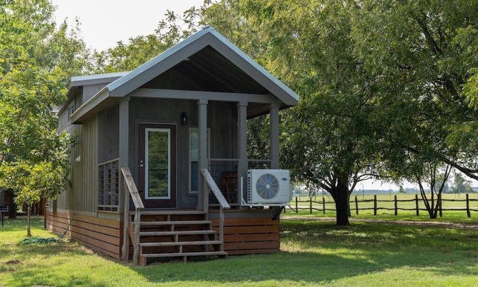 Satin Cabin | New! Garden Cabin- Snuggle by the Campfire.