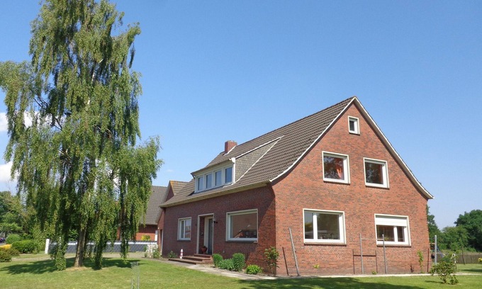 Schirum Apartment | NEW Holiday apartment in Leegmoor