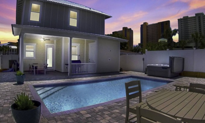 Miramar Beach House | New Home With Private Pool & Hot Tub!
