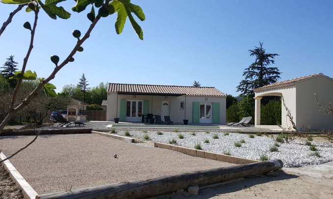 Bedoin House | New house at the foot of Mont Ventoux with private pool in Provence, Bédoin
