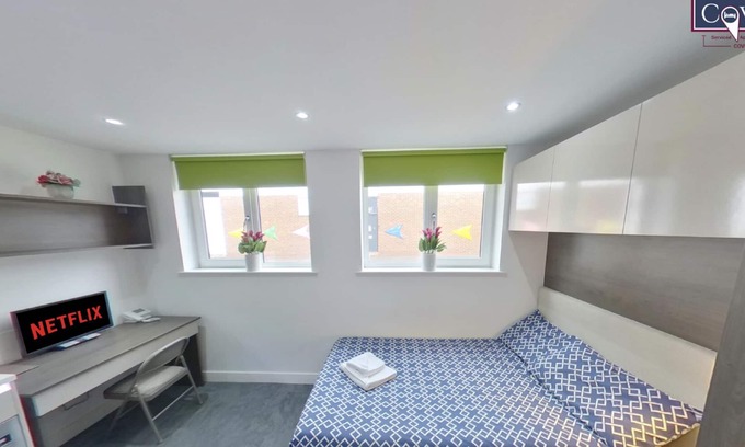 Coventry Apartment | New House - Standard Studio