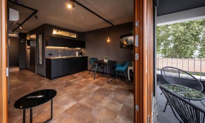 Neckarsulm Apartment | NEW Industrial-style Apartment