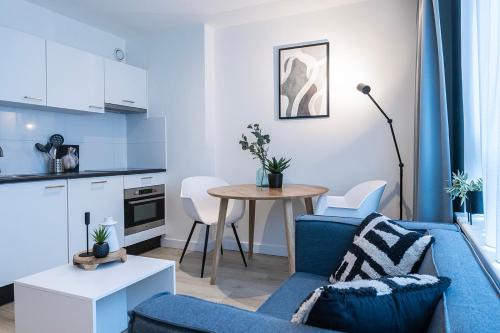 Strijp Apartment | New Kitchen, Vibrant Home Close To Supermarket