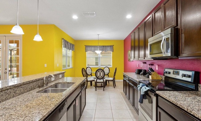 Crystal Cove House | New Listing! Crystal Cove Resort, 6mi to Disney & 11mi to Universal - 71