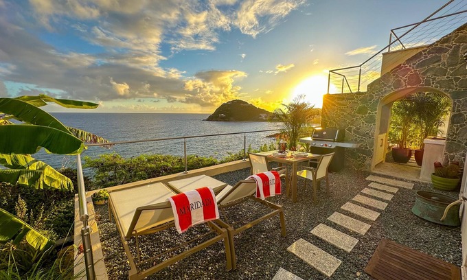 Hart Bay Villa | NEW LISTING! Maridadi Clifftop Oceanfront - Beautiful Outdoor Terrace