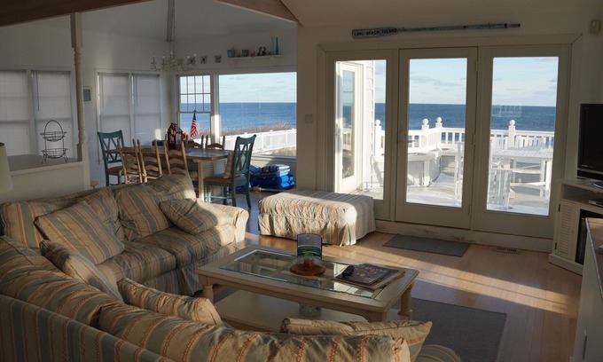 Surf City House | New Listing - Oceanfront House in Surf City - 4 Bedrooms /3.5 Bathrooms