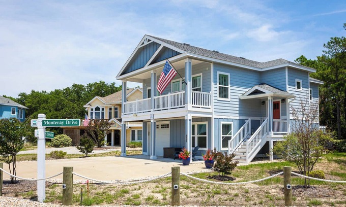 Monteray Shores House | New Listing! Updated Beach Cottage&Community Perks