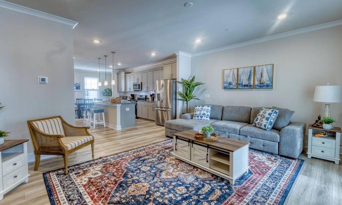 Caine Woods House | New Luxe Home Steps to Ocean, Baby-Friendly, Garage, 2600 sq.ft - Sleeps 12