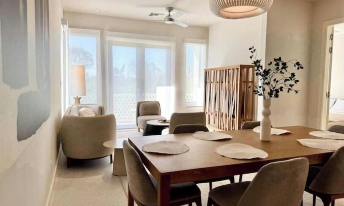 Westwind Apartment | New Luxury 3bd - Gated - Pool Beach and Gym access - Up to 6 people - Quiet Area