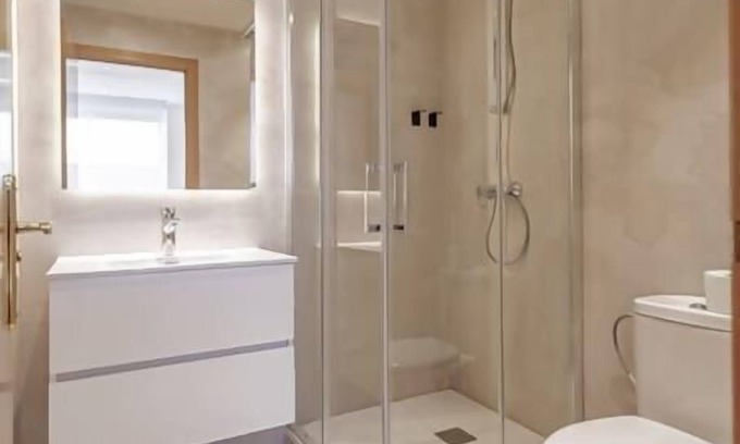 Rejas Apartment | New Luxury Apartment Madrid Airport 107