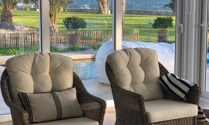 Pisco House | New LUXURY Beachfront House w/pool in Paracas National Reserve (w/Housekeeper)