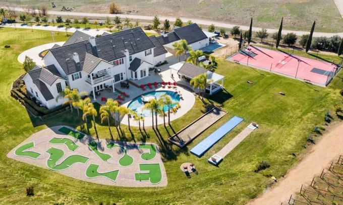 Murrieta House | * NEW Luxury Celebrity Vineyard Estate Temecula *