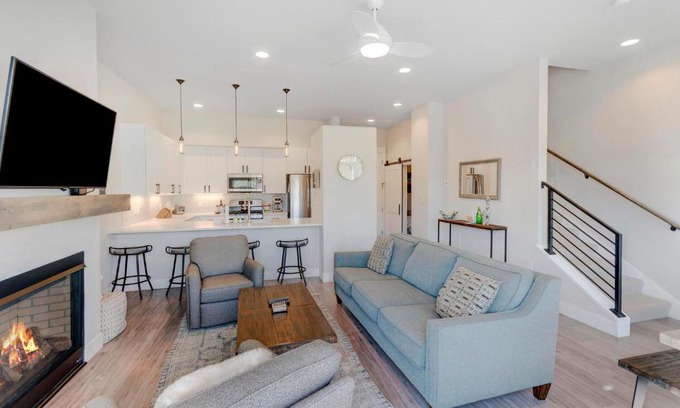 Winter Park House | New Luxury Loft 3 I Huge Hot Tub I Great Views I Best Price I FREE Adventures Daily