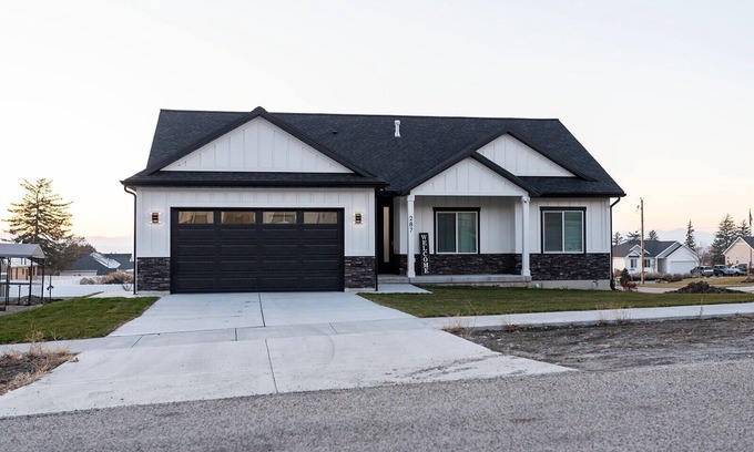 Cache County House | NEW Luxury & Mountain Adventures-Richmond, UT