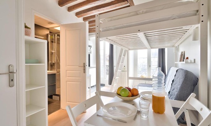 Quartier de la Porte-Saint-Denis Apartment | NEW Mezzanine Studio in the Heart of Paris (4F)