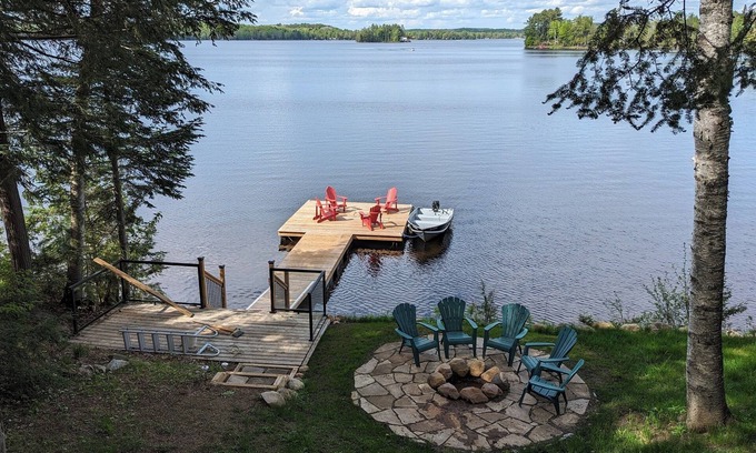 Wollaston Cottage | New Modern Cottage on Wollaston Lake- 4 season