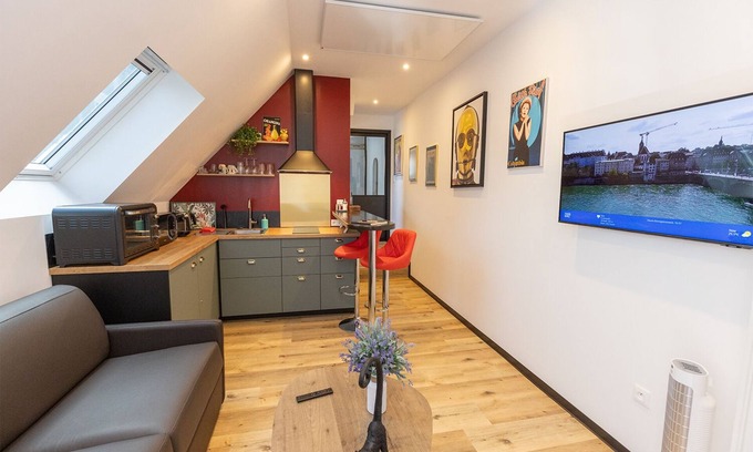 Huningue Apartment | New, quiet apartment close to Basel