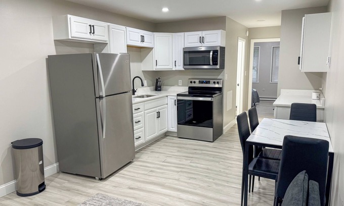 West Lebanon Apartment | New Remodel - 1st Floor - Mins to DHMC & Hanover