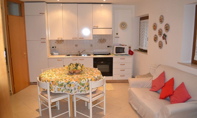 Castello Apartment | new renovated apartment 3 rooms - 2/5 persons, modern and well furnished. 8 minuts walk to S. Marco -