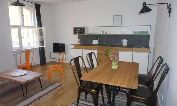 Friedenau Apartment | New renoverted Apartment in Berlin