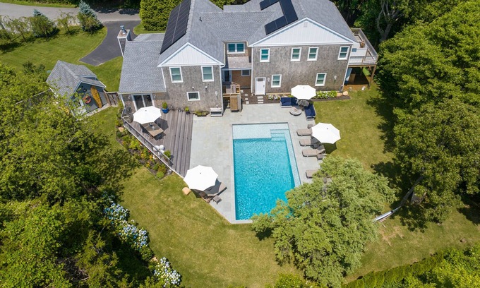 Montauk House | New Resort Style Home w Private Pool & Patio -Family & Pet Friendly!
