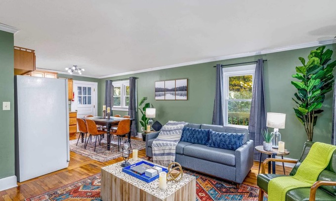Summerlee Cabin | New River Gorge Cottage w/Fire Pit, Grill & Hot Tub