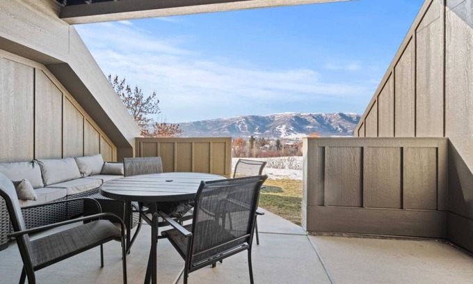 Wolf Creek Condo | New Scenic Garden of Eden Golf View
