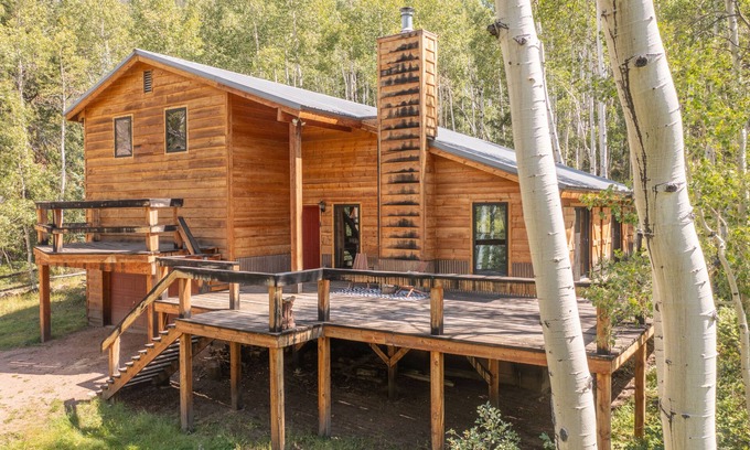 Ohio City Cabin | NEW! Secluded & Cozy Gold Creek Cabin Fire-pit/ATV & Hiking Trails/Gameroom