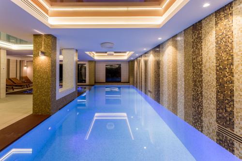 Constanta Hotel | New Splendid Hotel & Spa - Adults Only (+16)